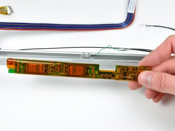 PowerBook G4 Aluminum 17" 1.67 GHz (High-Res) Front Display Bezel Replacement: step 59, image 2 of 2