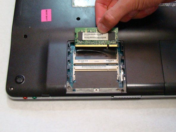 Sony Vaio PCG-7A2L RAM Replacement: step 6, image 3 of 3