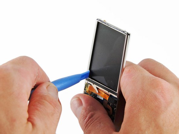 iPod Nano 5th Generation Display Replacement: step 25, image 2 of 2