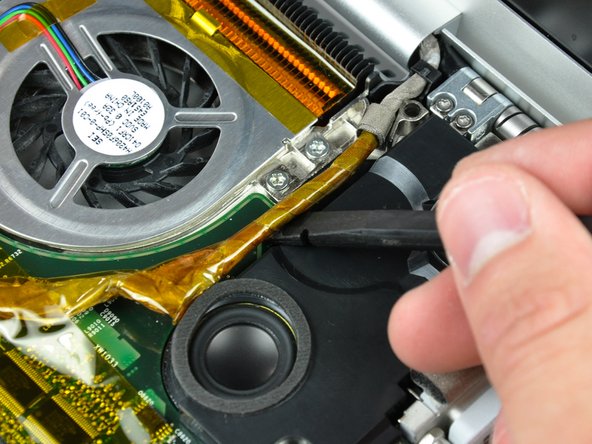 PowerBook G4 Aluminum 17" 1.67 GHz (High-Res) Speakers Replacement: step 27, image 1 of 1