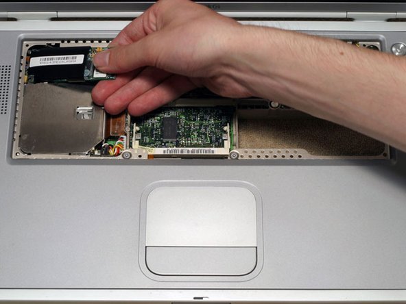 PowerBook G4 Titanium Onyx Logic Board Replacement: step 18, image 1 of 1