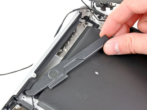 MacBook Pro 13" Unibody Early 2011 Right Speaker/Subwoofer Replacement: step 17, image 1 of 1