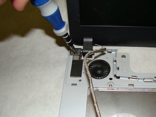 Sony Vaio PCG-7A2L LCD Screen Replacement: step 24, image 3 of 3