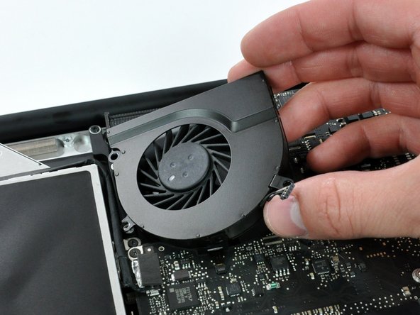 MacBook Pro 15" Unibody Late 2008 and Early 2009 DC-In Board Replacement: step 9, image 3 of 3