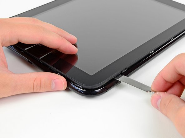 HP TouchPad Microphone Replacement: step 3, image 1 of 2