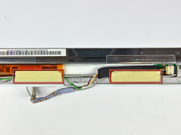 iBook G4 14" 1.42 GHz Clutch Hinges Replacement: step 58, image 1 of 2