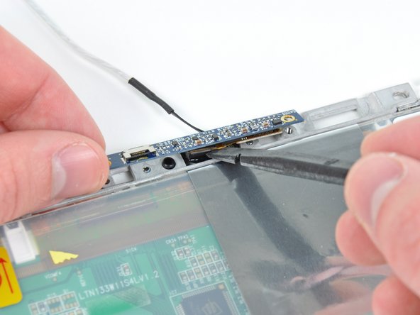 MacBook Core 2 Duo Display Data Cable Replacement: step 59, image 1 of 1