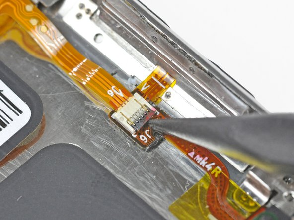 iPod Touch 2nd Generation Power/Volume Controls Replacement: step 21, image 1 of 2