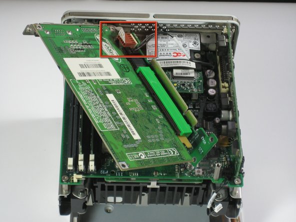 Power Mac G4 Cube Modem Replacement: step 7, image 1 of 2