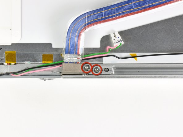 PowerBook G4 Aluminum 17" 1.67 GHz (High-Res) Clutch Hinges Replacement: step 48, image 1 of 1