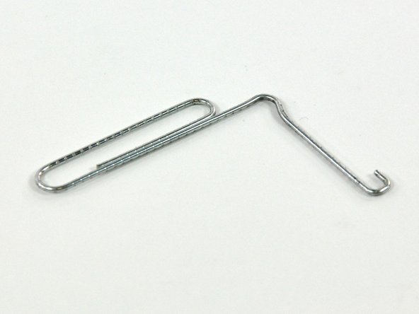 iMac G5 20" Model A1076 Bluetooth board Replacement: step 4, image 2 of 2