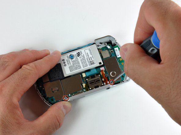 PSP Go Headphone Jack Replacement: step 4, image 1 of 2