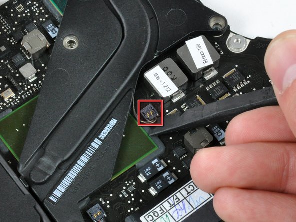 MacBook Unibody Model A1278 Heat Sink Replacement: step 29, image 1 of 1