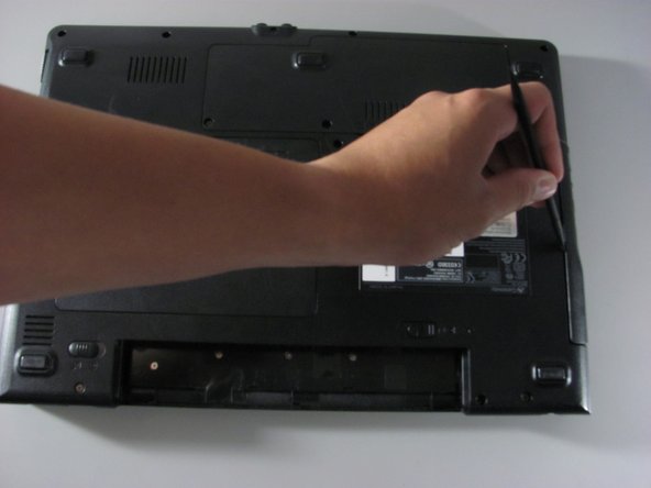 Gateway SA1 Disk Drive Replacement: step 4, image 1 of 1