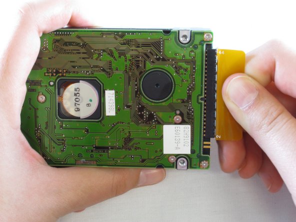 PowerBook 3400 M3553 Hard Drive Replacement: step 20, image 2 of 3