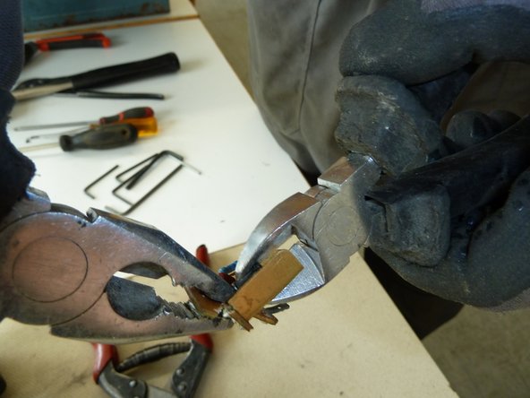 Electric Jigsaw: step 13, image 2 of 2