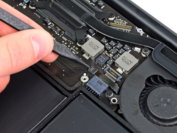 MacBook Air 11" Mid 2011 I/O Board Replacement: step 9, image 1 of 1
