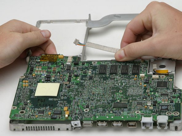 iBook G3 12" Logic Board Replacement: step 74, image 1 of 1