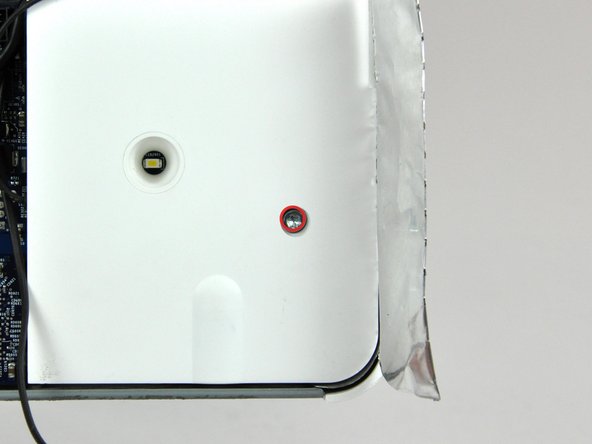 iMac G5 17" Model A1144 PRAM Battery Replacement: step 19, image 1 of 2