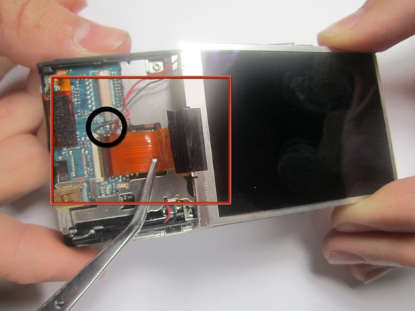 Nikon CoolPix S600 LCD Replacement: step 11, image 1 of 1