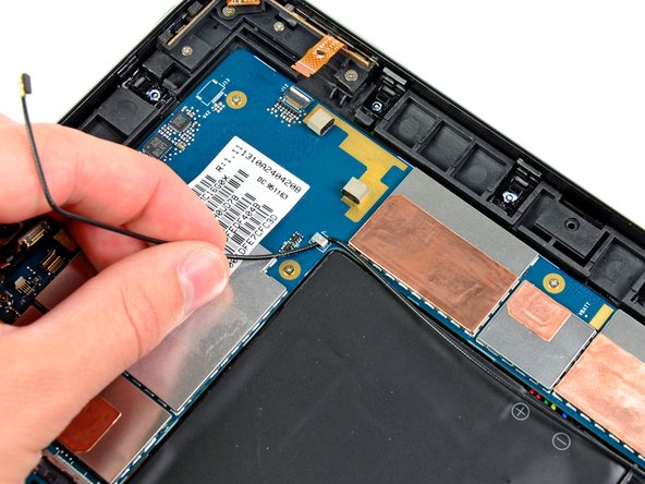 HP TouchPad Battery Replacement: step 25, image 1 of 1