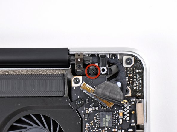 MacBook Pro 15" Unibody Mid 2010 LCD Replacement: step 16, image 1 of 2