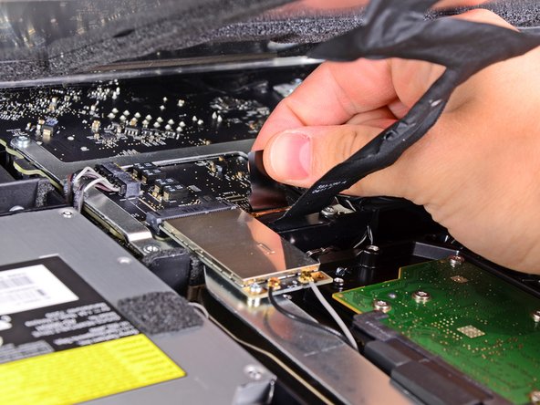 iMac Intel 21.5" EMC 2389 IR Board Replacement: step 7, image 1 of 2