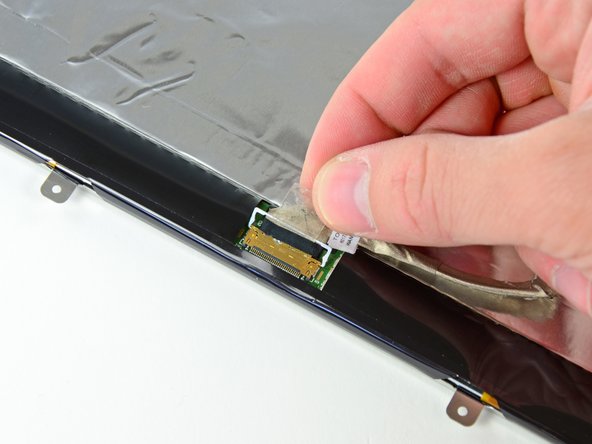 HP TouchPad LCD Replacement: step 14, image 1 of 2