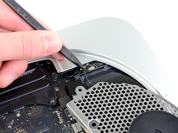 Mac Mini Mid 2011 PRAM Battery Replacement: step 10, image 1 of 1