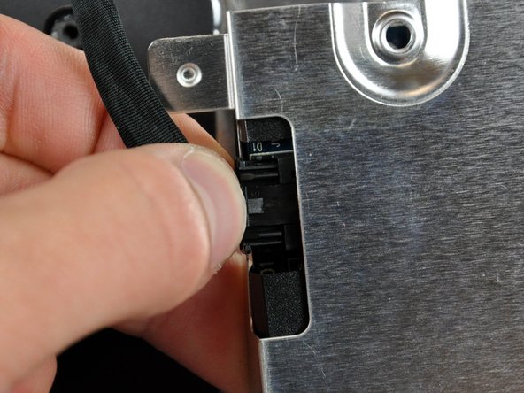 iMac Intel 20" EMC 2133 and 2210 Inverter Replacement: step 19, image 1 of 1