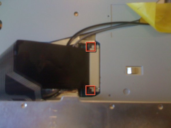 Sony Vaio PCG-7A2L Keyboard Replacement: step 18, image 1 of 3