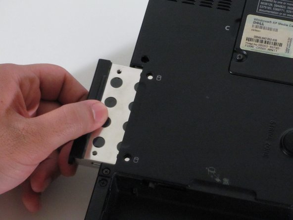 Removal/Replacement of Dell Inspiron E1705 Hard Drive: step 4, image 1 of 1