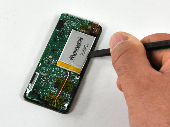 iPod Nano 1st Generation Front Panel Replacement: step 10, image 1 of 2