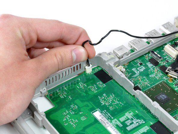 iBook G4 14" 1.42 GHz Logic Board Replacement: step 44, image 1 of 1