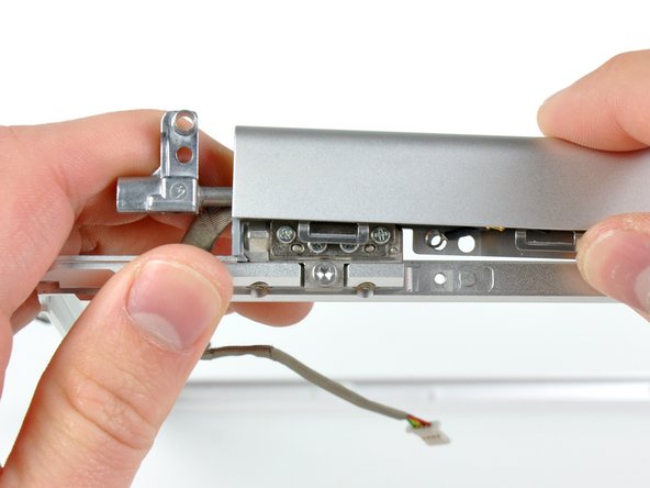 PowerBook G4 Aluminum 15" 1.67 GHz Front Display Bezel Replacement: step 37, image 2 of 3