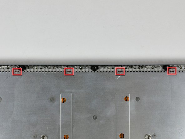 PowerBook G4 Aluminum 17" 1.67 GHz (High-Res) Keyboard Replacement: step 19, image 1 of 2