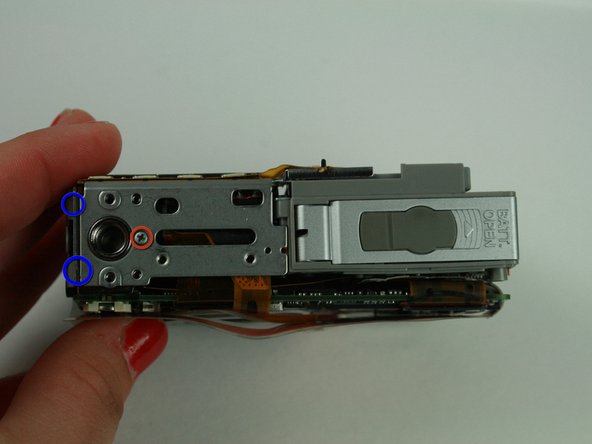 Canon PowerShot S400 Battery Replacement: step 5, image 1 of 1