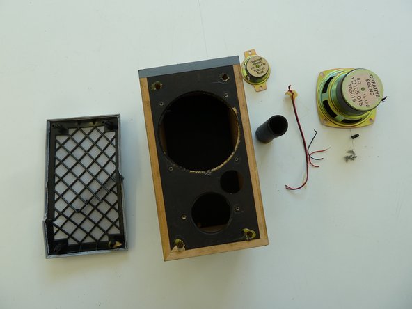 Speakers: step 4, image 1 of 1