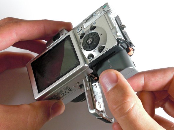 Canon PowerShot S80 Speaker Replacement, Canon PowerShot S80 Speaker Replacement: step 1, image 2 of 2