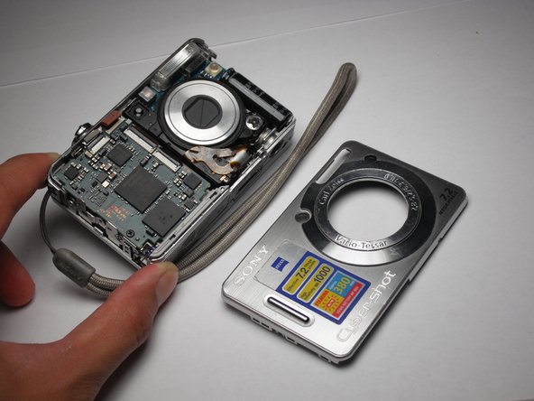 Sony Cyber-shot DSC-W55 LCD Screen Replacement: step 8, image 3 of 3