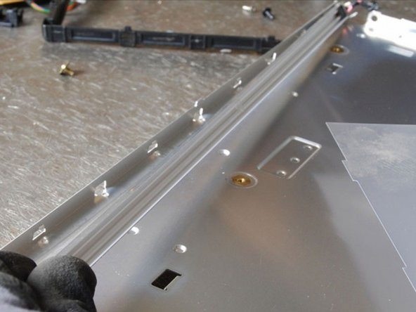 Flat Screen Monitor Disassembly: step 5, image 3 of 3