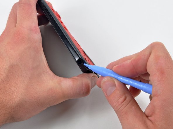 HTC Evo 4G Dual LED Flash Replacement: step 9, image 1 of 3