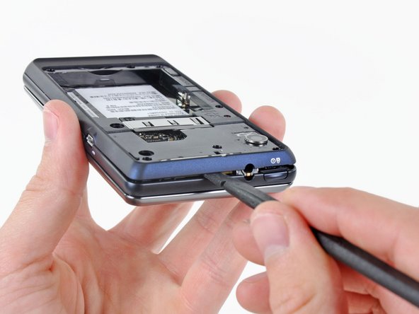 Motorola Droid 2 LCD Replacement: step 8, image 1 of 1