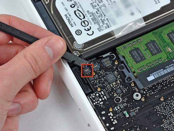 MacBook Unibody Model A1342 Heat Sink Replacement: step 16, image 1 of 2