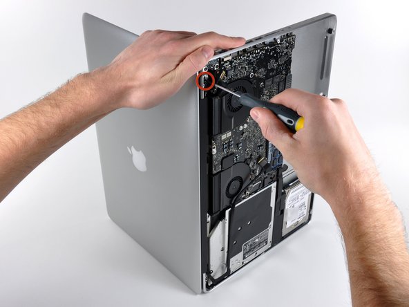 MacBook Pro 15" Unibody Mid 2009 LCD Replacement: step 18, image 1 of 1