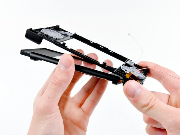 Nintendo DSi Dual Camera Assembly Replacement: step 23, image 1 of 3