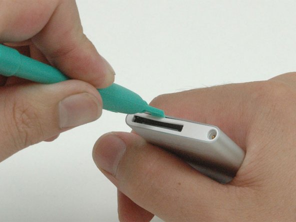 iPod Nano 2nd Generation Case Assembly Replacement: step 3, image 1 of 1