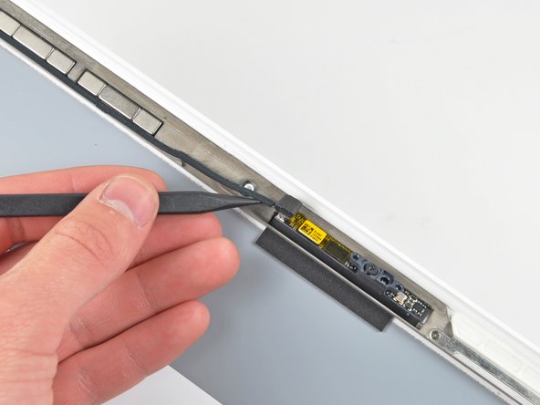 MacBook Unibody Model A1342 Display Data/Camera Cable Replacement: step 28, image 1 of 2