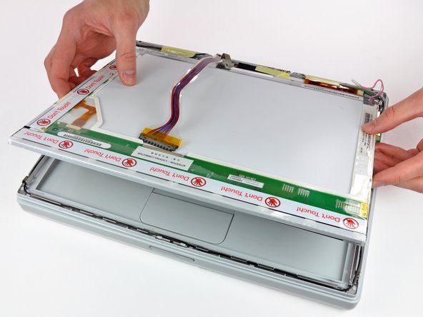 iBook G4 14" 1.42 GHz LCD Replacement: step 17, image 1 of 1
