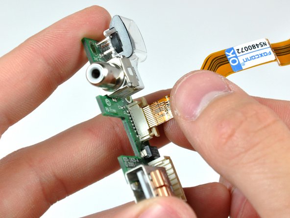 PowerBook G4 Aluminum 17" 1.67 GHz (High-Res) DC-In Board Replacement Replacement: step 24, image 1 of 1